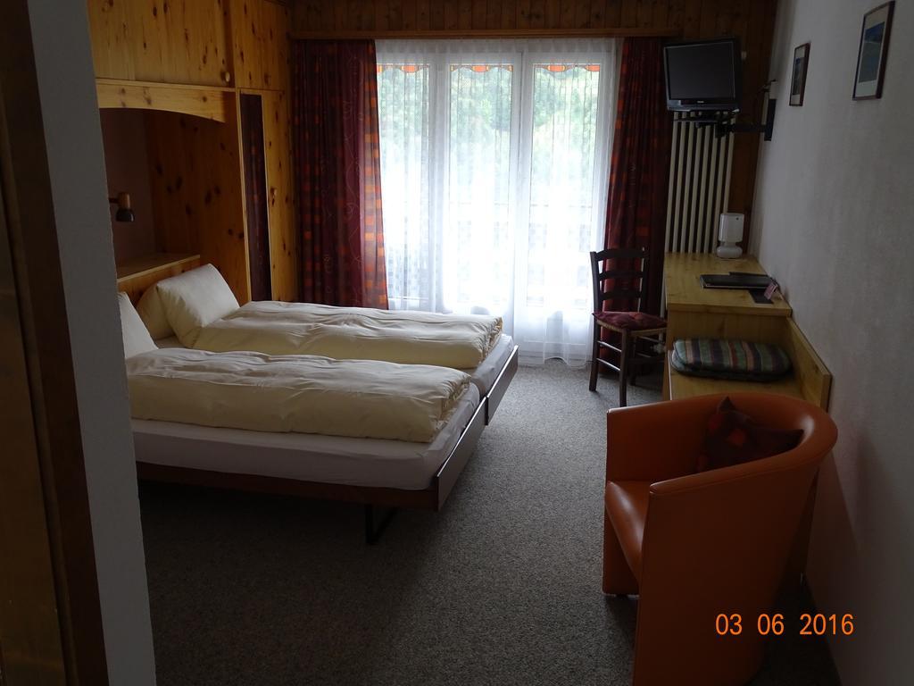 Hotel Old-Jnn Saas im Prattigau Cameră foto